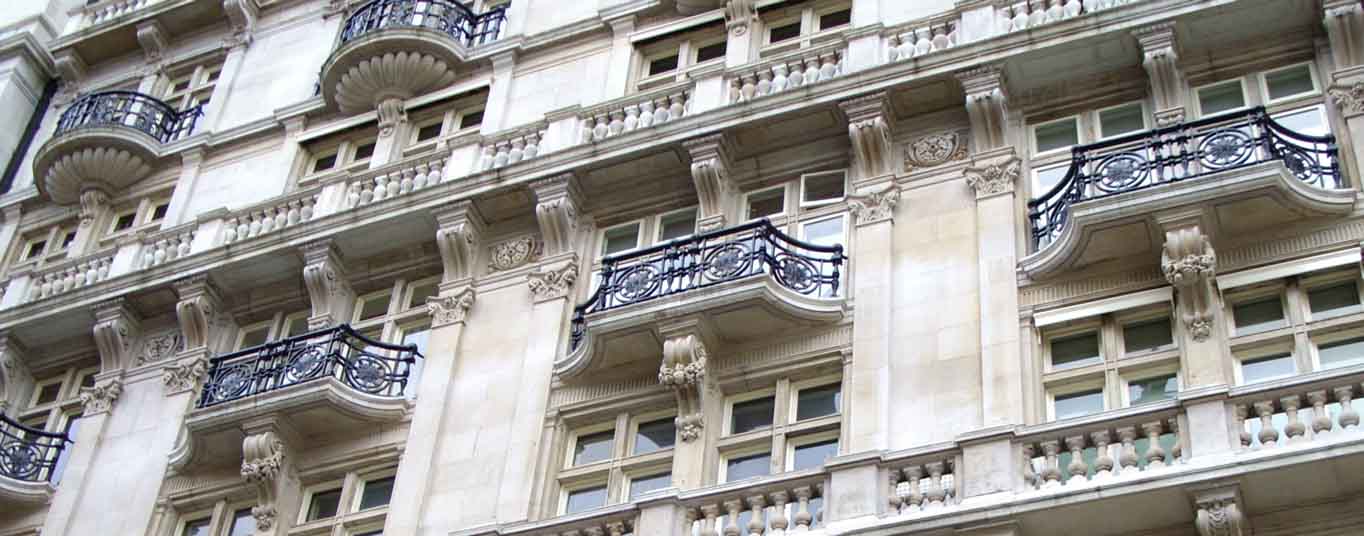 Hotels - Les Ambassadeurs